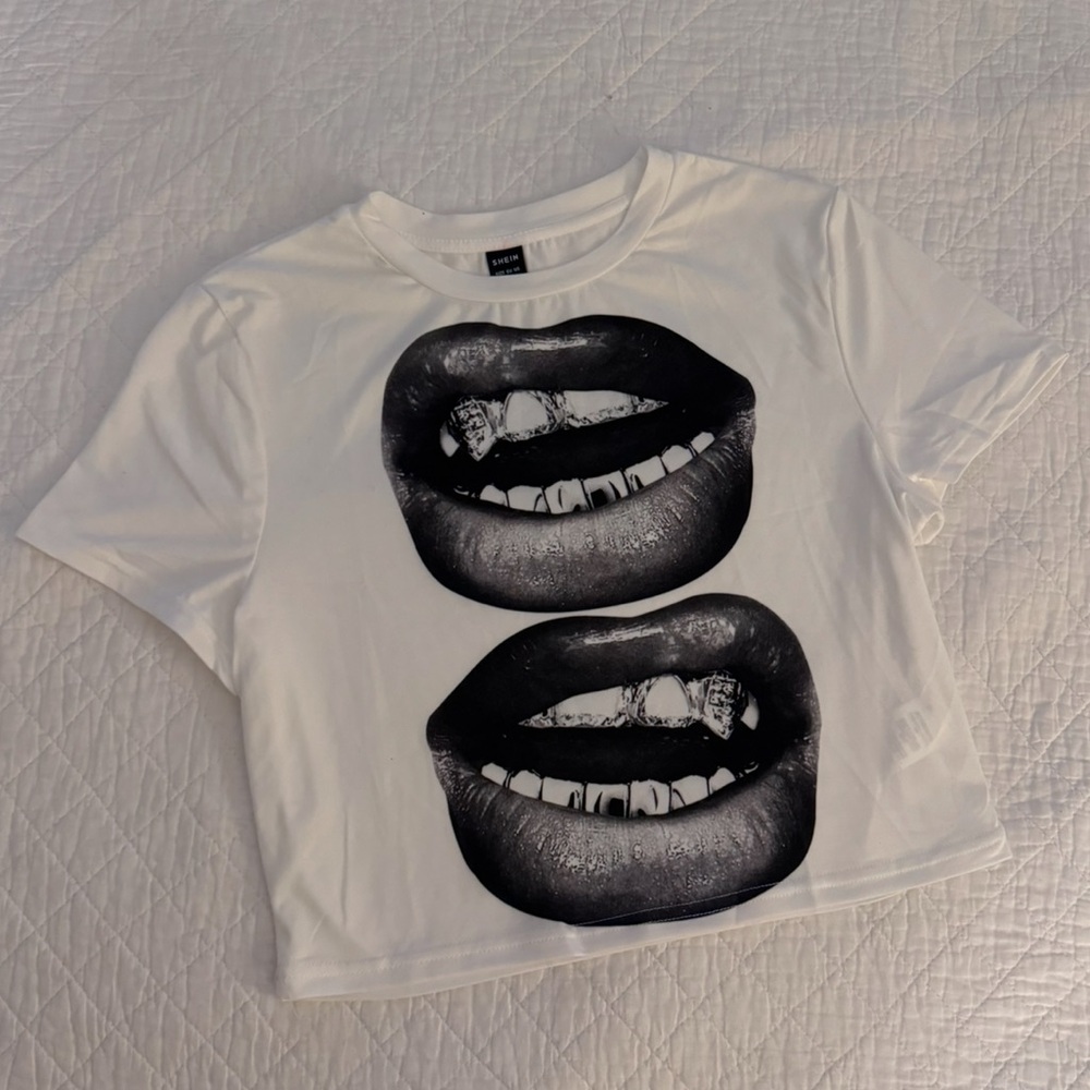 Grills Tshirt NWOT